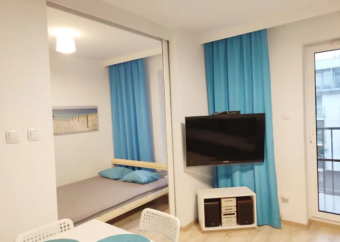 Apartament Kapitalny przy porcie w Kołobrzegu z rowerownią i placem zabaw